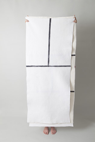 img_6118_2-colours-black-1