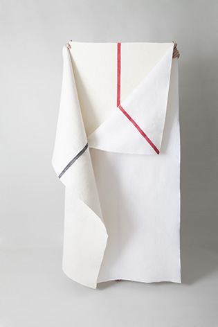 img_6142_2-colours-red-and-black-1